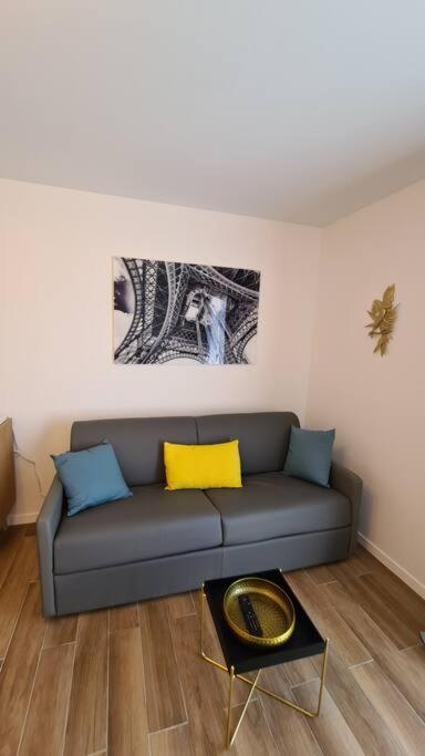 Appt 80M², 13 P, Disneyland, Fibre, 2 Parkings Шеси Екстериор снимка